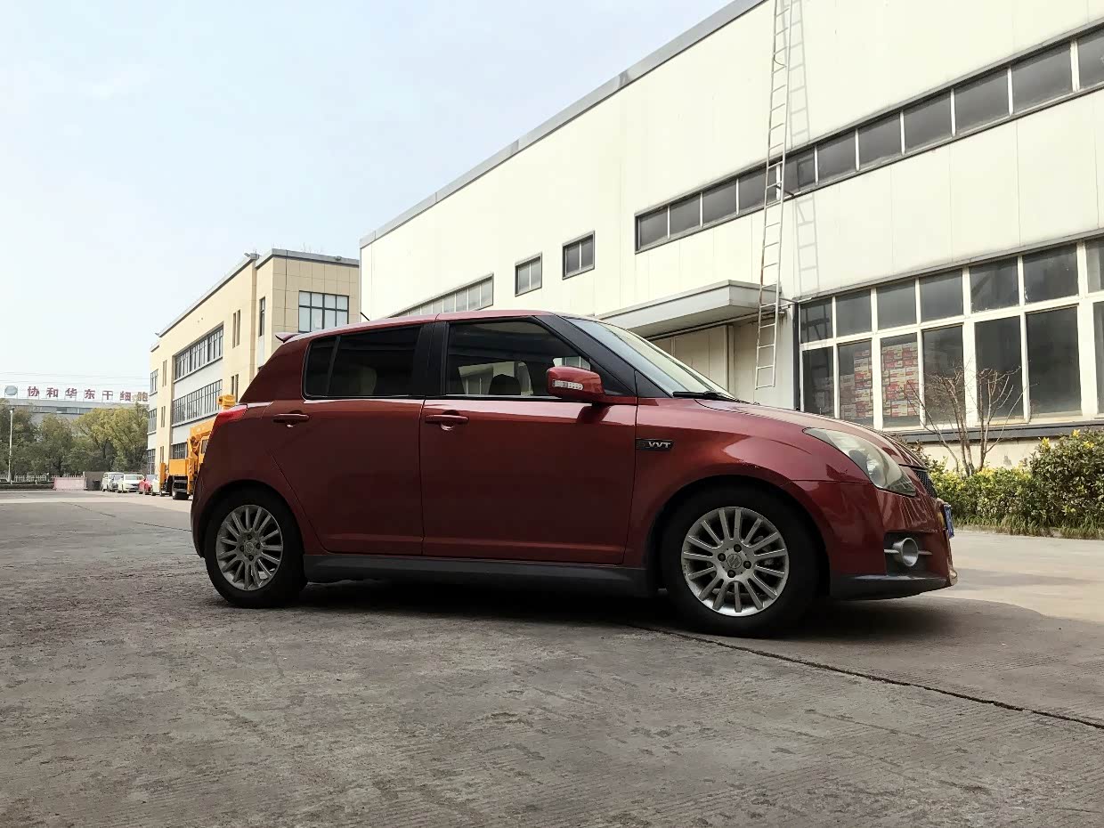 适用于长安铃木雨燕1315前减震器总成避震悬挂宁江昭和原厂配件(图1)